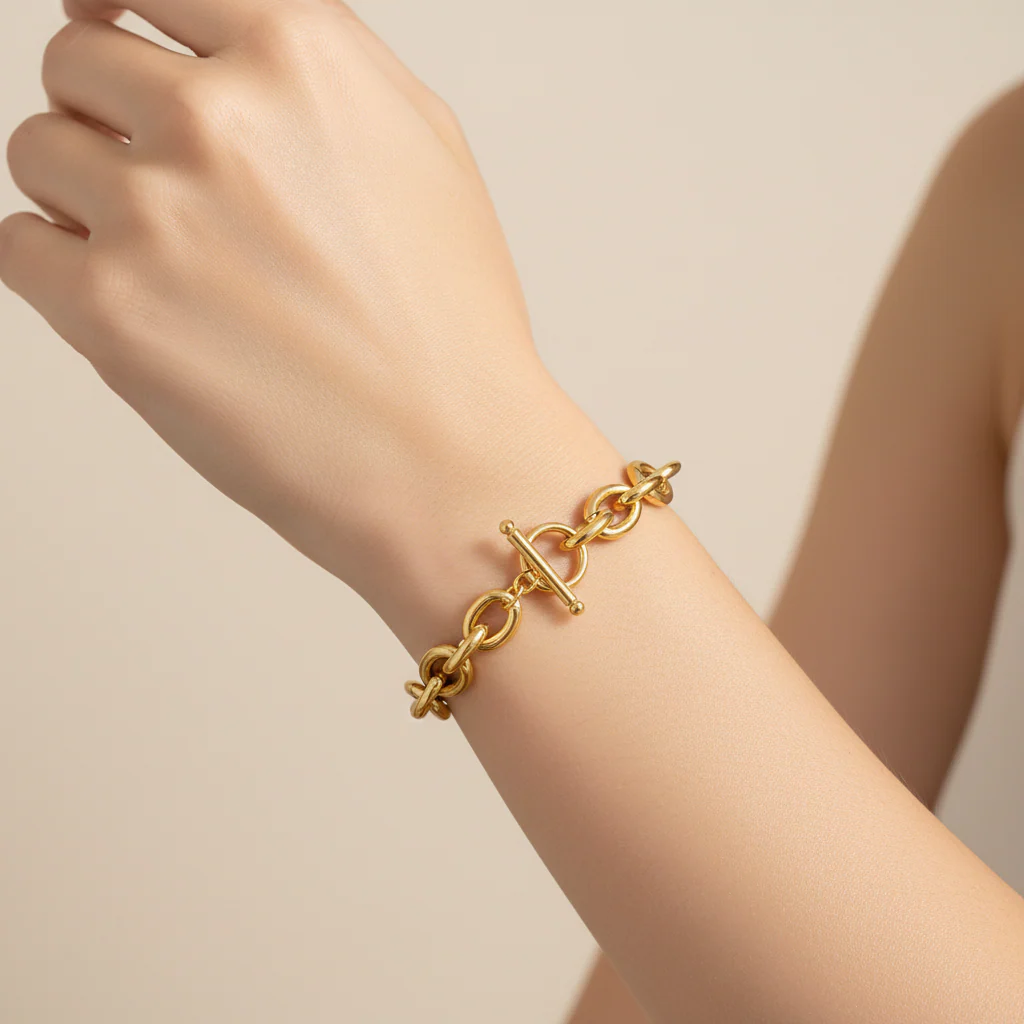 DG-20092201B Chunky Gold Stainless Steel Bracelet - Image 2